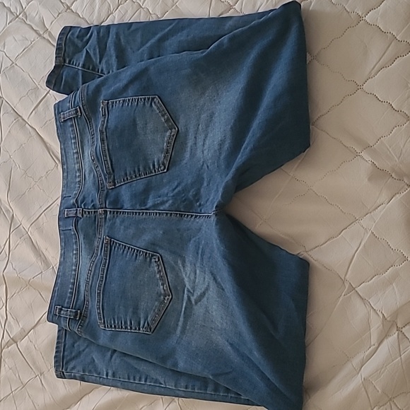 Womens jeans - Picture 2 of 4